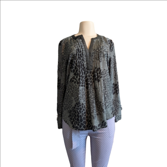 Daniel Rainn Gray Animal Print Women's Top Size Medium - Picture 1 of 12